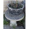 Image 2 : CONCRETE BENCH AND CONCRETE PLANTERS