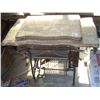Image 1 : ANTIQUE SEWING MACHINE FOR PARTS/ REPAIRS