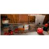 Image 2 : LARGE LOT OF GARAGE ITEMS INCLUDING TRELLIS,