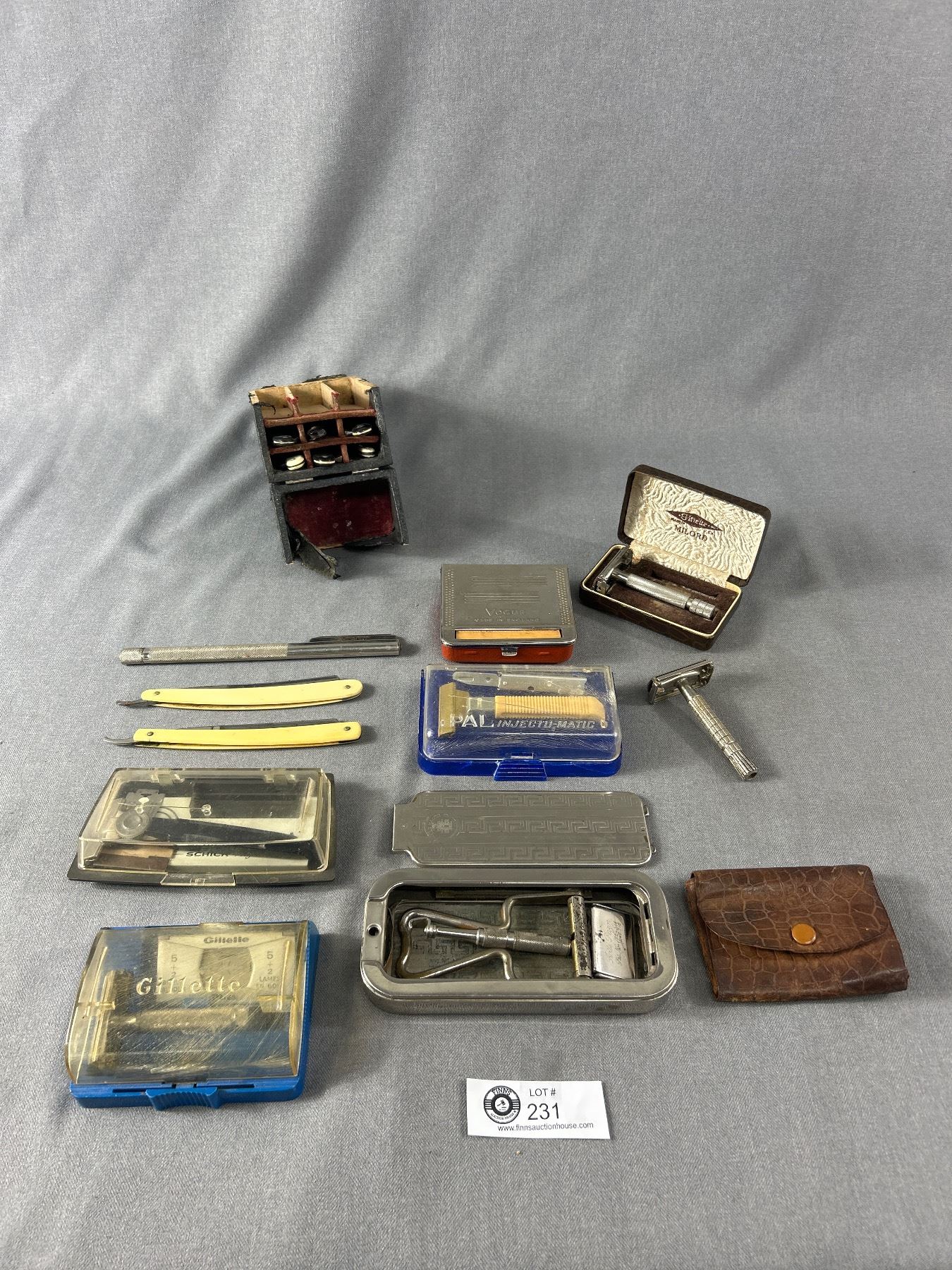 Old Razor Set Lot Of Vintage Razors/Sets - Gillette, Schick & More