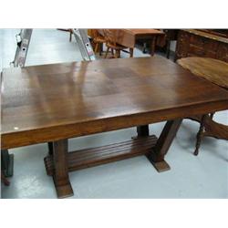 Art deco Quarter Sawn oak dining room table 39" wide 58" long (2)