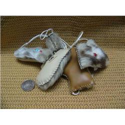 Lot of 2 sealskin mitten yo-yos by Maria Anariak (2)