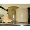 Image 1 : Lot of: 5 gallon Red Wing crock, 1 gallon crock and sea shell (185)
