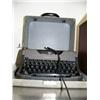 Image 1 : Underwood type writer and old radio/CD / cassete, Nostalgia Tech Stereophonic (185)