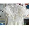 Image 2 : Beautiful white lace dress (2)