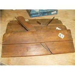 Lot of 3 wood molding planes, circa 1880 (2)