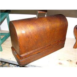 Portable wood cased Singer sewing machine (2)