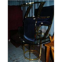Brass and glass table with 4 chairs (155)