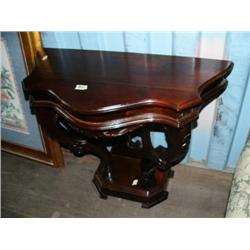 Hall table, reproduction (193)