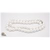Image 1 : #31-SEA SHELL PEARL NECKLACE 18"