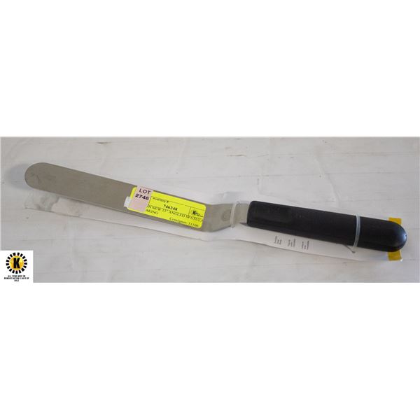 WILTON NEW 13" ANGLED SPATULA FOR BAKING