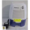 Image 1 : PRO BREEZE ELECTRIC SMALL DEHUMIDIFIER 215 SQ FT