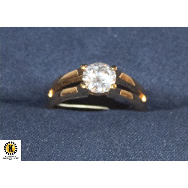 SOLITAIRE LADIES RING IN BOX - SIZE 10