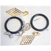 Image 1 : 3 EARRING SETS AND HORSESHOE PIN