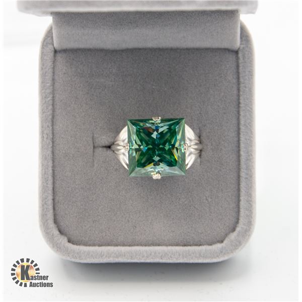 #301-10.10 CT PRINCESS CUT MOISSANITE STONE VVS