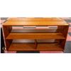 Image 1 : BROWN WOODEN CONSOLE TABLE H-22.25 INCHES