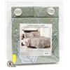 Image 1 : NEW DOUBLE/QUEEN 3 PIECE QUILT SET - REVERSIBLE