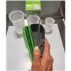 Image 3 : NEW 3PC HIGH HEAT SILICONE MEASURING CUPS BAKING