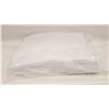 Image 1 : 16" X 16" MICROFIBER TOWELS 20 PACK
