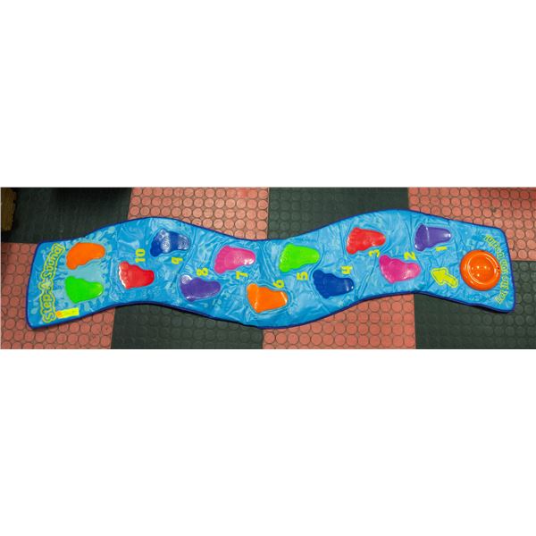 CHILDRENS STEP-A-SOUND MAT