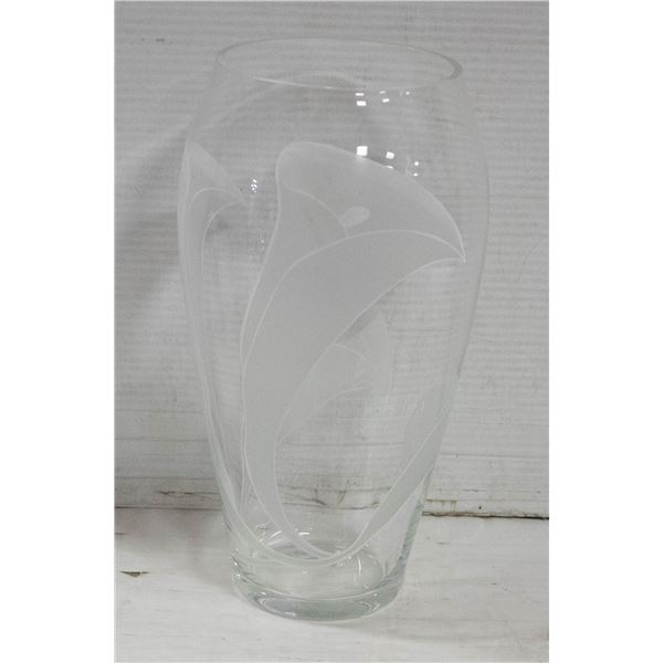 VINTAGE LARGE TALL ETCHED GLASS VASE