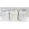 Image 1 : LOT OF 3 VINTAGE MILK CANS