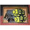 Image 1 : 2 BDG LEVEL 5 CUT RESISTANT GLOVES LARGE