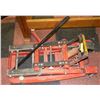 Image 1 : BLACK JACK 1500LB FLOOR JACK