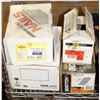 Image 1 : 4 BOXES OF BOSTITCH AND PRIME NAILS