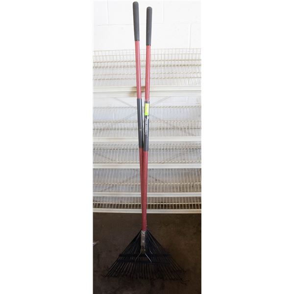 TROY-BILT YARD RAKE