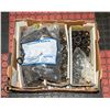 Image 1 : BOX OF ASSORTED SZ LARGE BOLTS & LOCK WASHERS