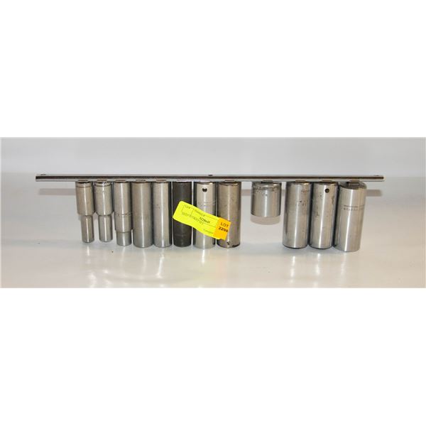 DEEP SCOKET SET