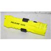 Image 1 : PELICAN 3315 FLASHLIGHT WATERPROOF AND