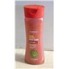 Image 1 : NEW CASE OF SIMPLY U ISLAND RETREAT EXFOLIATING