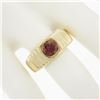Image 3 : Mens 14k Gold 1.50 ctw Round Burnish Bezel Rhodolite Garnet Solitaire Grooved Ri