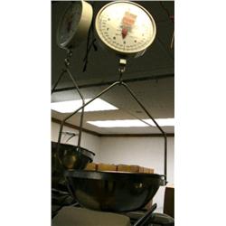 CHOICE on 3: hanging scales with bowls (2)