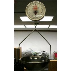 CHOICE on 3: hanging scales with bowls (2)