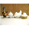 Image 1 : Lot of 4 chickens: 2 milk glass, 1 pottery, 1 Avon chicken (199)