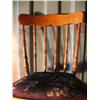 Image 3 : Set of 4 American spindle back chairs (2)