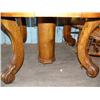 Image 2 : Beautiful round oak American table with 1 leaf and single pedestal, unusual carved legs (2)