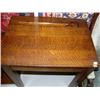 Image 2 : Mission style American Quarter Sawn oak desk (194)