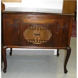 Antique phonograph with queen Anne legs and walnut case by Brunswick-Balke Collender Co. Model # YO2