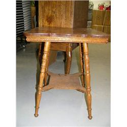 Wood lamp table (2)