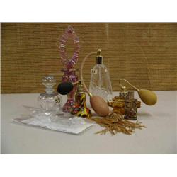 Lot of 7 perfume bottles (194)