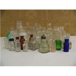 Large lot of: old bottles, Vaseline bottles, ink bottles, medicine bottles (199)