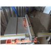 Image 2 : "Ridgid R4513 10'' Table Saw with Folding