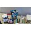 Image 11 : Storage Tub Full of Screws, Nails, Anchors & More 