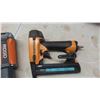 Image 2 : 2 Air Nailers: Ridgid R175RNF , Bostitch 5X1838 18 Gauge Stapler