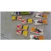 Image 2 : 12 Mouse Traps, 3 Bags of Mouse/Rat Poison Pellets, Butcher Knife