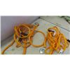 Image 6 : New 2000lbs Hand Winch, 4 Tow Ropes
